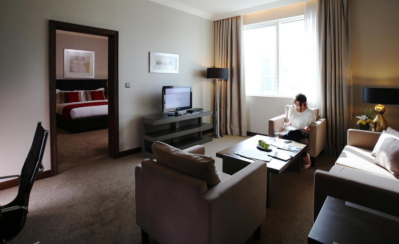 Ramada Downtown Abu Dhabi Hotel Екстериор снимка